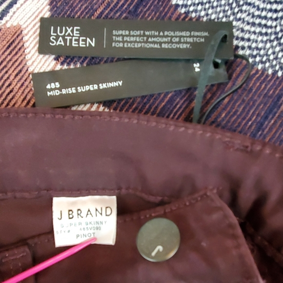 LAST CHANCE! CLOSET CLOSING! J Brand 485 Mid-Rise Skinny Luxe Sateen Pinot 24 - Picture 6 of 8